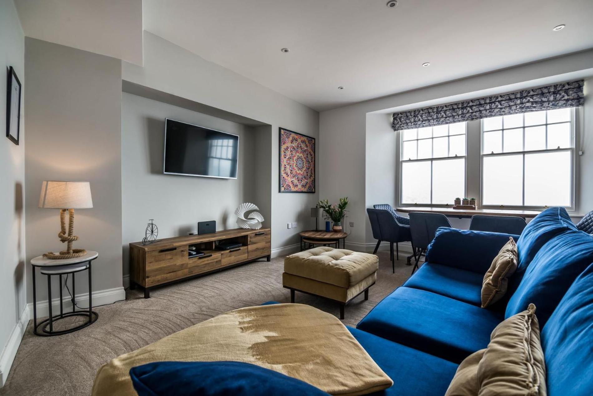 Lady Tenby - 2 Bedroom Apartment - 텐비 외부 사진